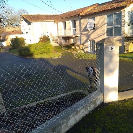 Chambre Privee Chez L'Habitant Et Partage Des Partie Communes Fontivillie Buitenkant foto